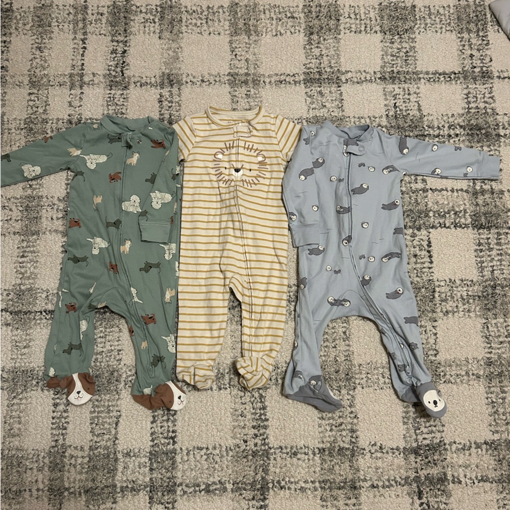 NWOT Carter's Two Way Zip Sleepers Size: 9 Months
